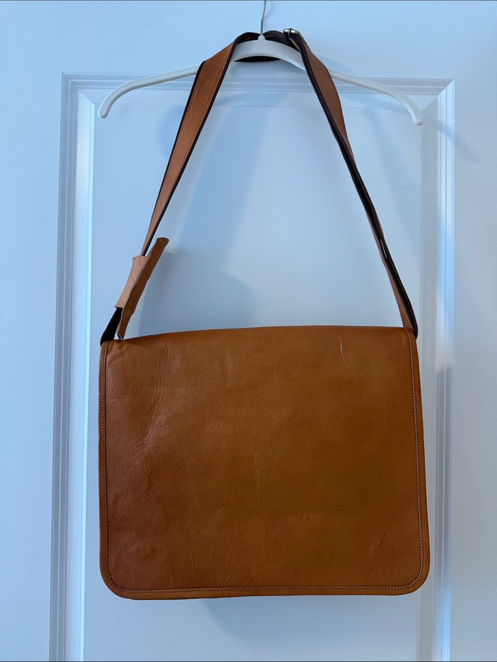Leather Messenger Bag - Tan Shoulder Bag